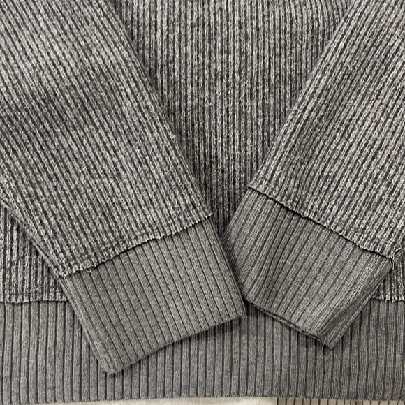 Zara Sweater - Picture 3 of 4